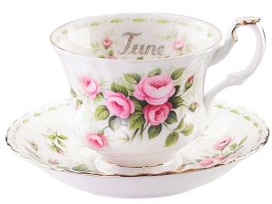 Royal Albert Flower of The Month Ιουνιος Φλυτζάνι καφε και πιατάκι.