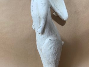ΛΑΓΟΣ ΔΙΑΚΟΣΜΗΤΙΚΟΣ ΛΕΥΚΟΣ PVC 72Χ30Χ20cm