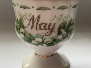ROYAL ALBERT ΑΥΓΟΘΗΚΗ ΠΟΡΣΕΛΑΝΙΝΗ FLOWER OF THE MONTH