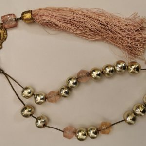 Κομπολόι χρυσό, κεραμικό -  μπρούτζος.   63x4. oikD56