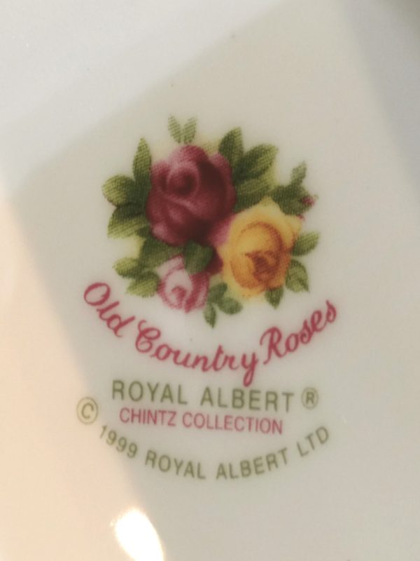 Αυθεντικό πιάτο ROYAL ALBERT CHINTZ ROSES 1999. 23,5x25cm. oikds32 - Image 2