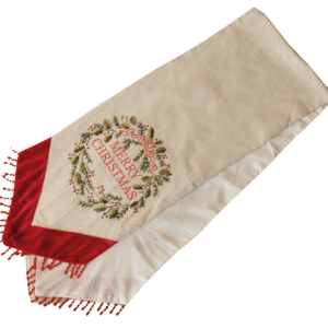 Χριστουγεννιάτικο" MERRY CHRISTMAS" σεμέν.100% Βαμβακερό με χάντρες. 30x170cm. oikos68